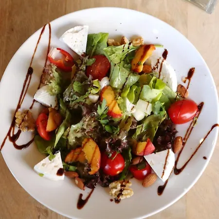 Weisses Ross Designhotel * Кирхгаймболанден