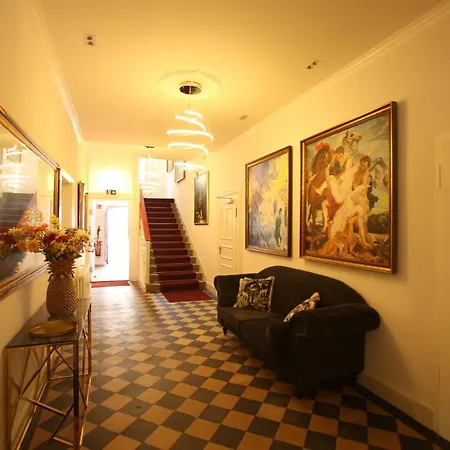 Weisses Ross Designhotel