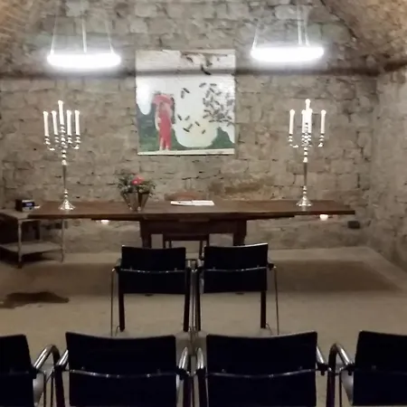 Weisses Ross Designhotel Отель *