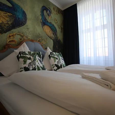 Weisses Ross Designhotel Отель Кирхгаймболанден