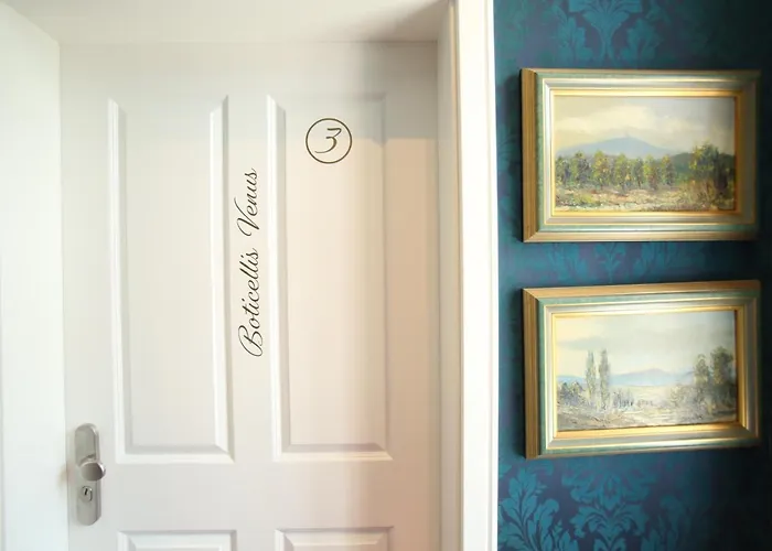 Weisses Ross Designhotel Hotel