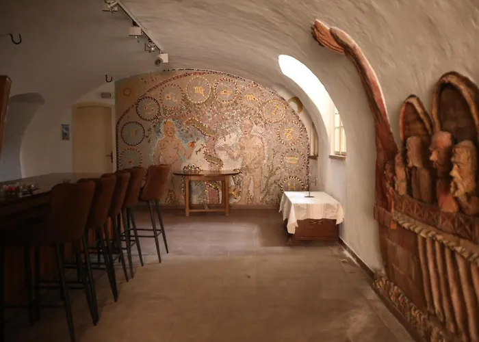 Weisses Ross Designhotel Hotel *