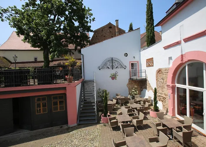 Weisses Ross Designhotel Hotel